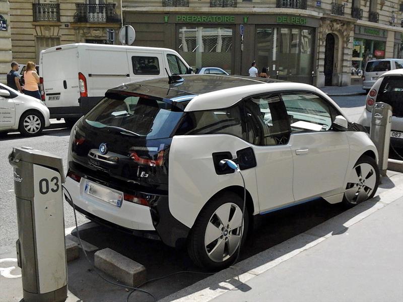 Cupos para importar vehículos eléctricos podrían desaparecer