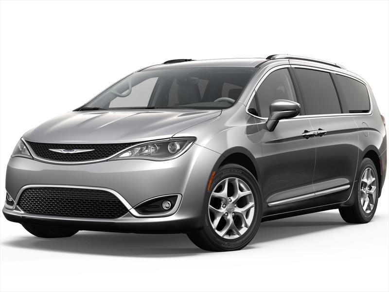 Chrysler Pacifica Limited 2018 debuta