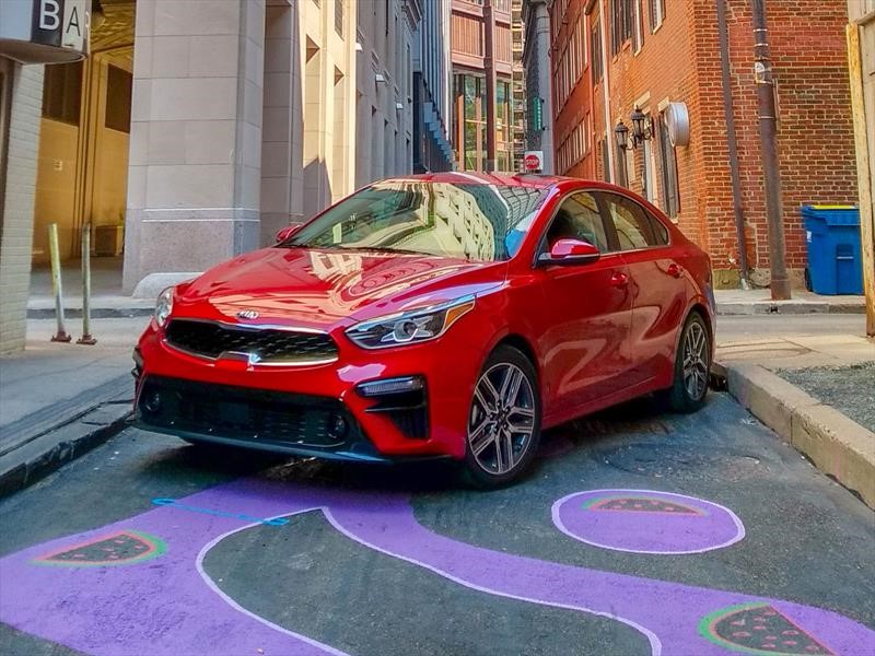 Un KIA Forte 2019 suelto en Pittsburgh
