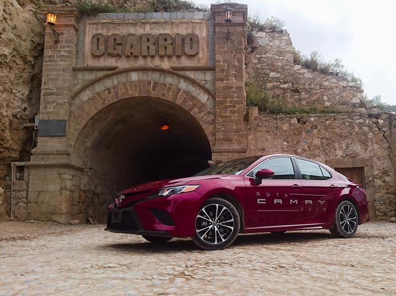 Primer contacto con el Toyota Camry 2018