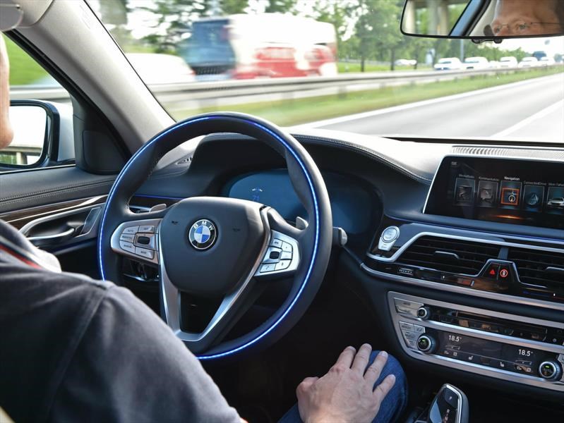 BMW, FCA,Intel y Mobileye tendrán plataforma de conducción autónoma