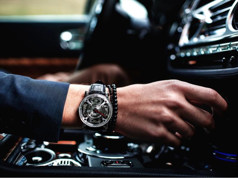 Autos y relojes: la pareja perfecta