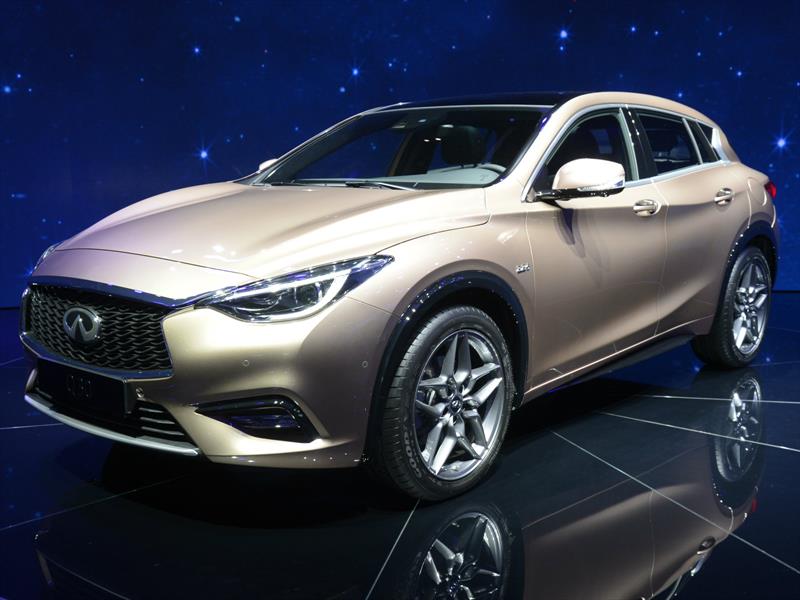 Infiniti Q30, al fin hace su aparición