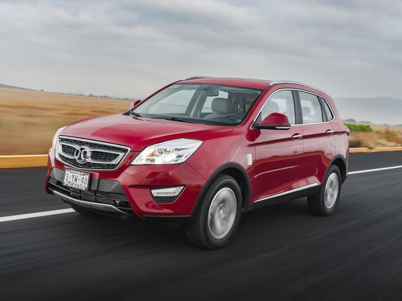Manejamos el BAIC X65 2018