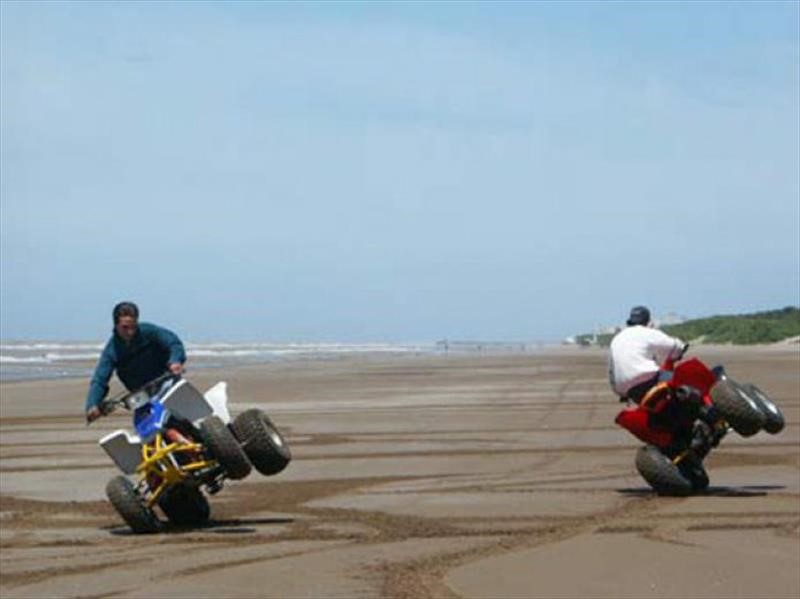Verano 2018: Pinamar prohíbe los autos en la playa