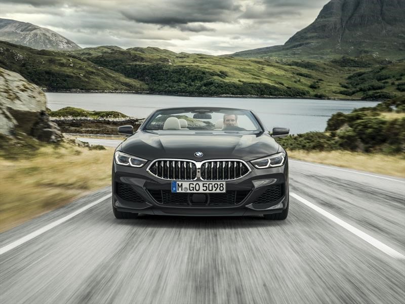 BMW Serie 8 Convertible 2019 es un majestuoso cabrio