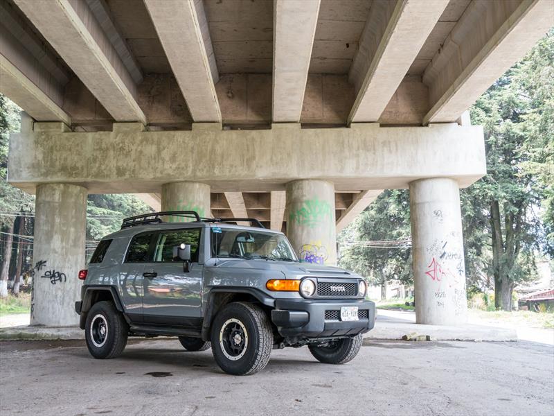 Toyota Fj Cruiser 2014 A Prueba