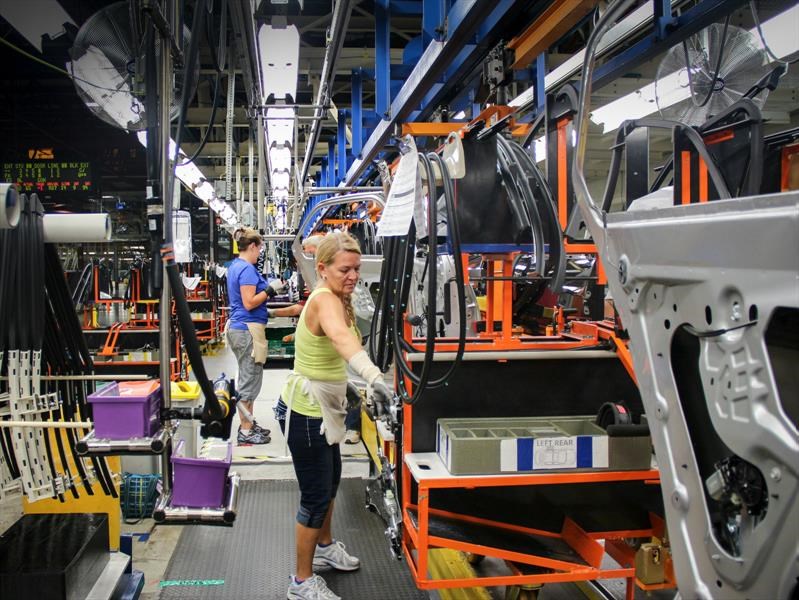 Inician huelga en la planta de General Motors en Canadá