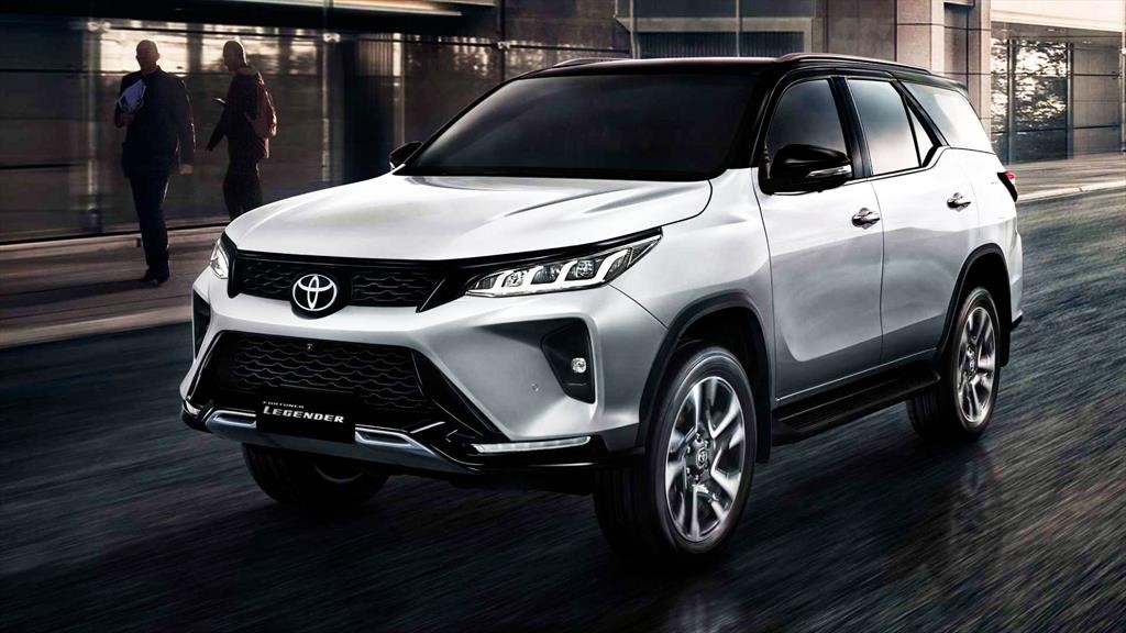 Toyota Fortuner 2021 se lava la cara