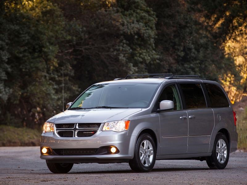 Dodge Grand Caravan 2017 llega a México desde $469,900 pesos
