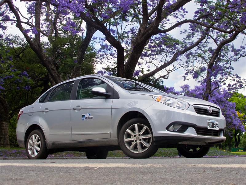 FIAT Grand Siena 1.4L a prueba: La reinvención de un clásico