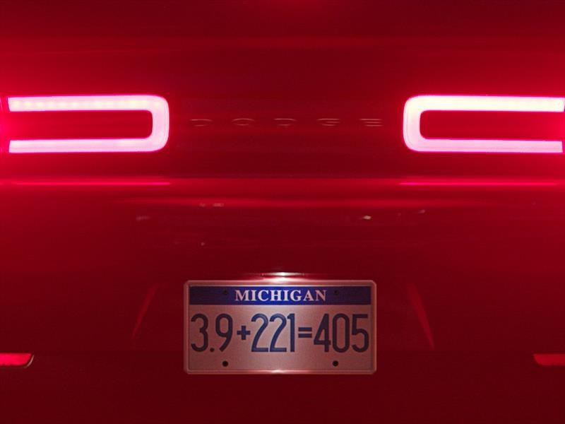 Deléitate con el rugido del Dodge Challenger SRT Demon 2018