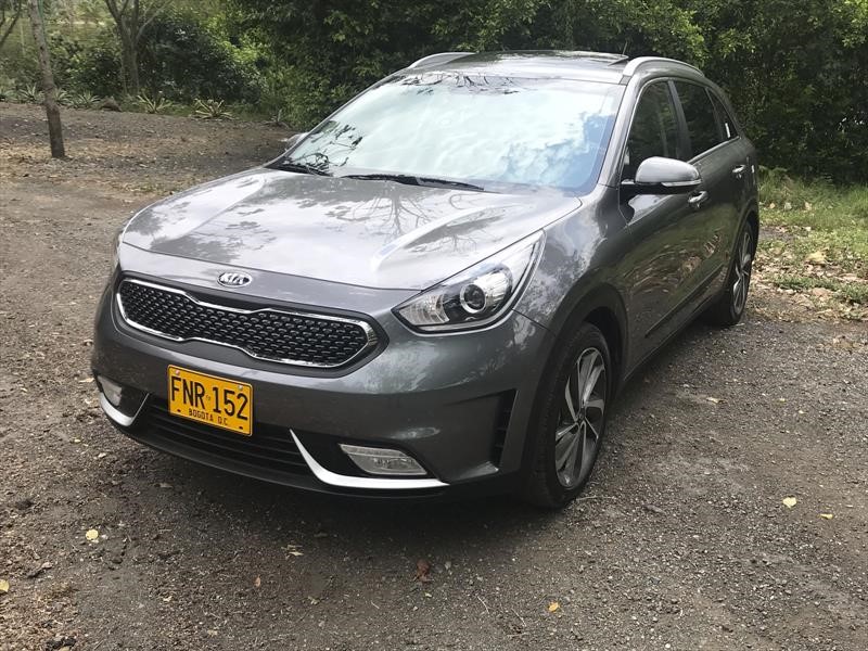 Kia Niro, ahora sí llegaron los híbridos a Colombia