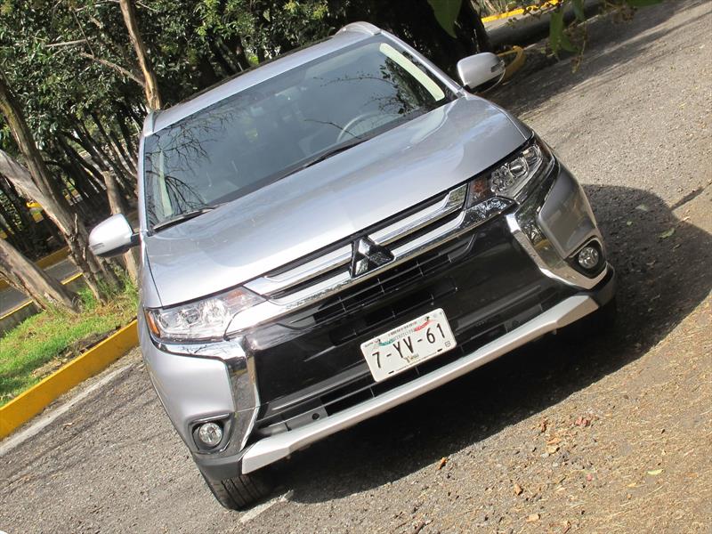 Mitsubishi Outlander 2016 a prueba