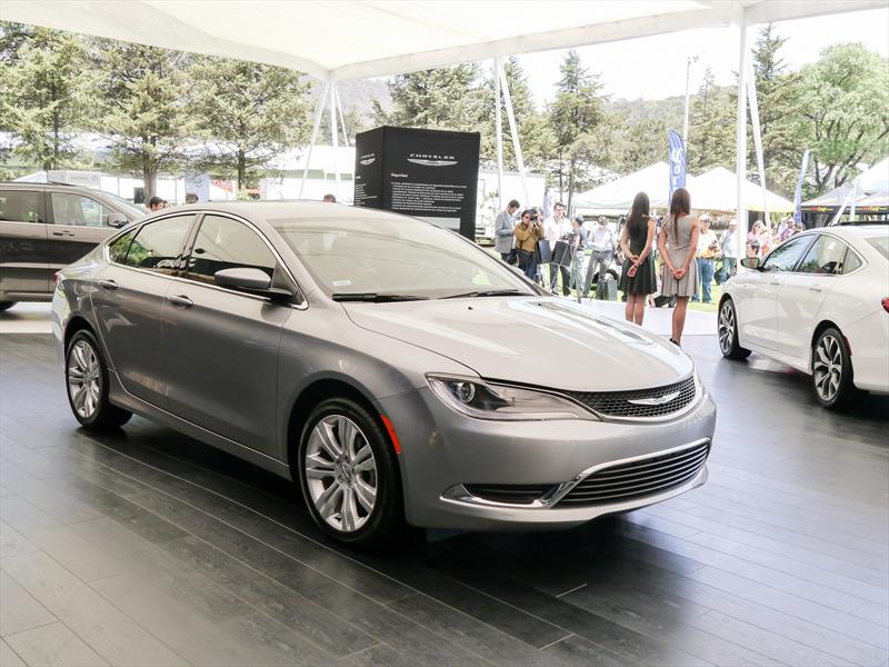 Chrysler 200 2015 llega a México desde $340,000 pesos - Autocosmos.com