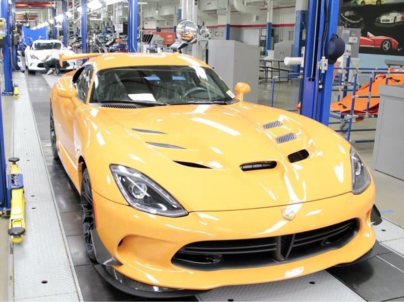 Se fabrica la última unidad del Dodge Viper