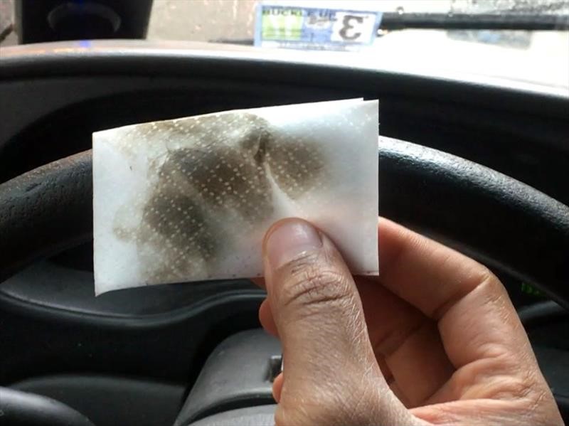 ¿Qué tan sucio puede ser el volante de su carro?