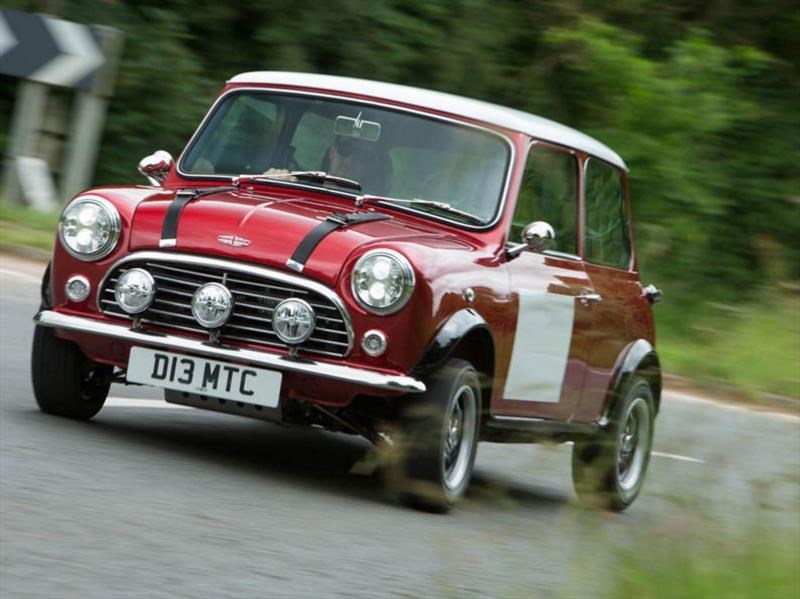 David Brown le da vida a un Mini Cooper clásico