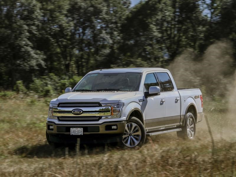 Ford Lobo 2018 a prueba