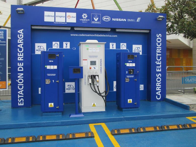 Ya está en funcionamiento la Primera Electrolinera pública en Colombia