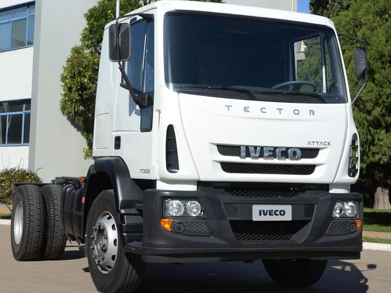 Iveco presenta el nuevo Tector Attack
