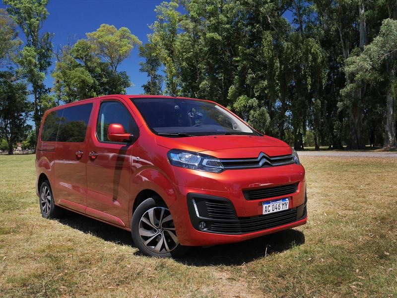 Prueba Citroën Spacetourer: Viajero del espacio