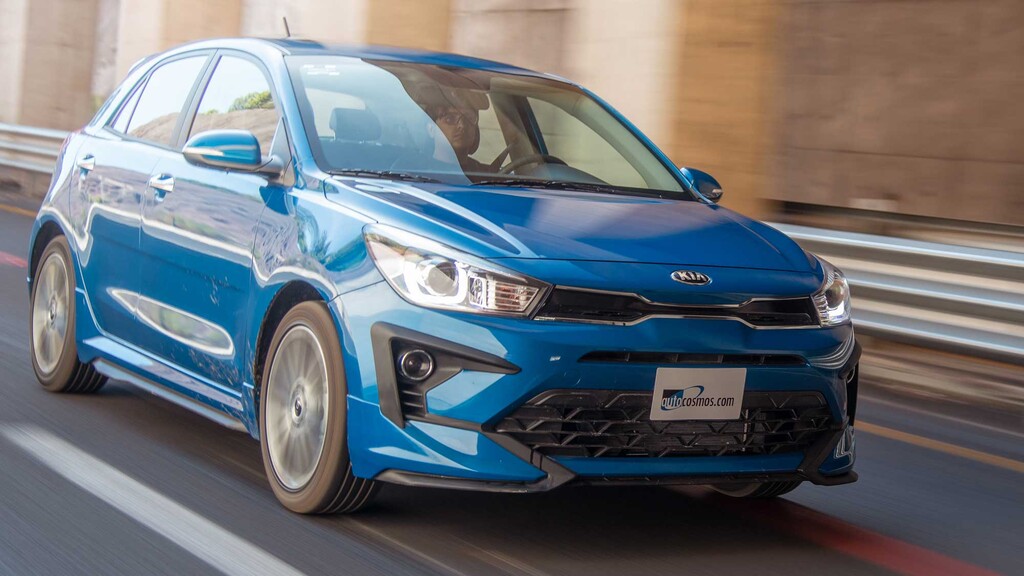 KIA Rio Hatchback 2021 a prueba, apuesta a lo seguro con nueva pantalla