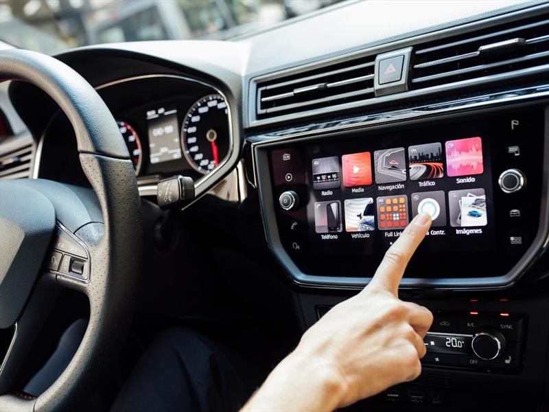 ¿Qué eligen los millenials cuando van a comprar un auto?