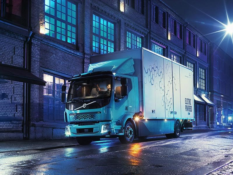 Volvo FL Electric, un camión eléctrico que no contamina y ahorra dinero