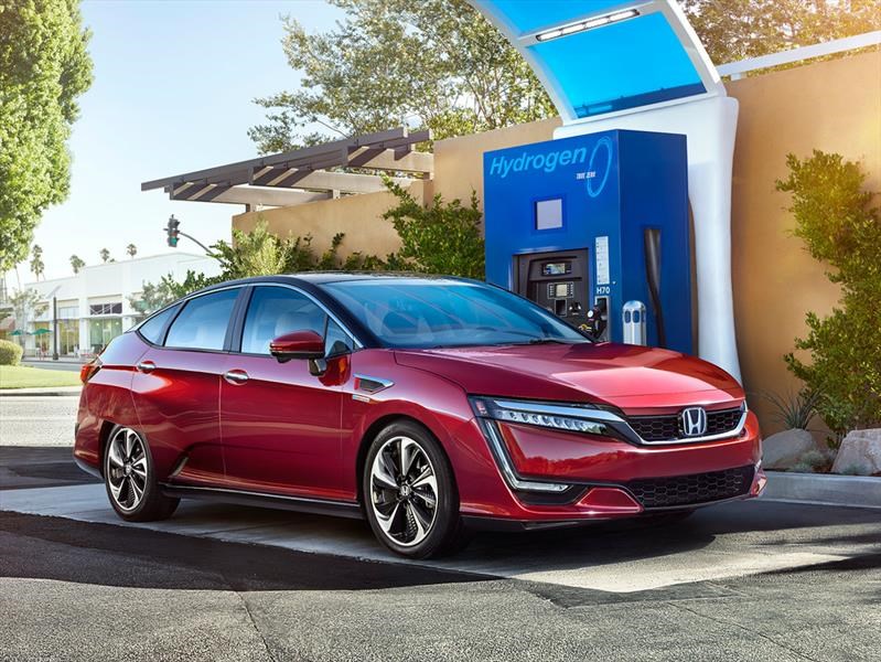 El plan de Japón para desarrollar la industria de los autos a hidrógeno