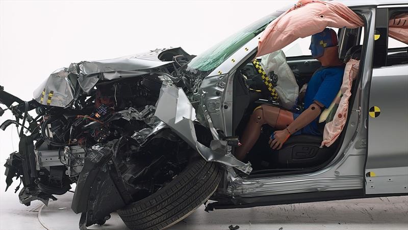 Mazda CX-9 es reconocido por el alto nivel de seguridad que ofrece a sus pasajeros