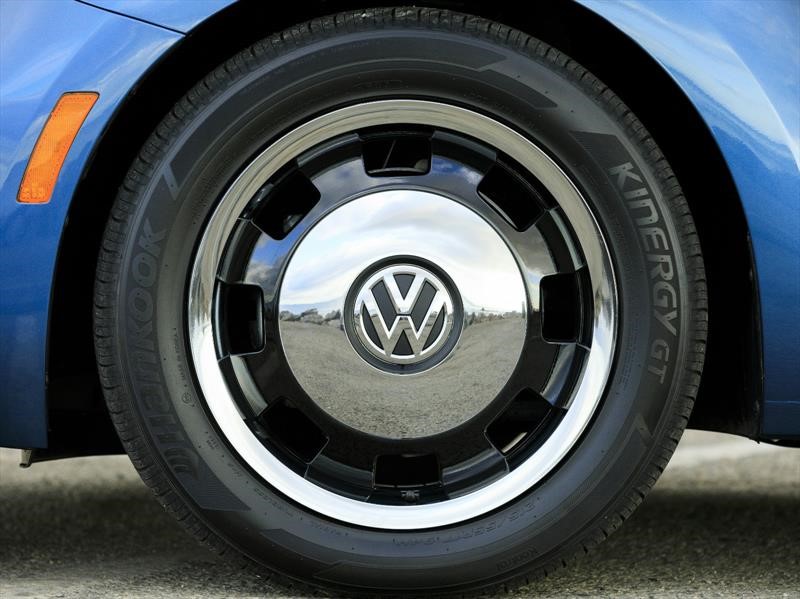 Volkswagen Beetle podría convertirse en un auto eléctrico