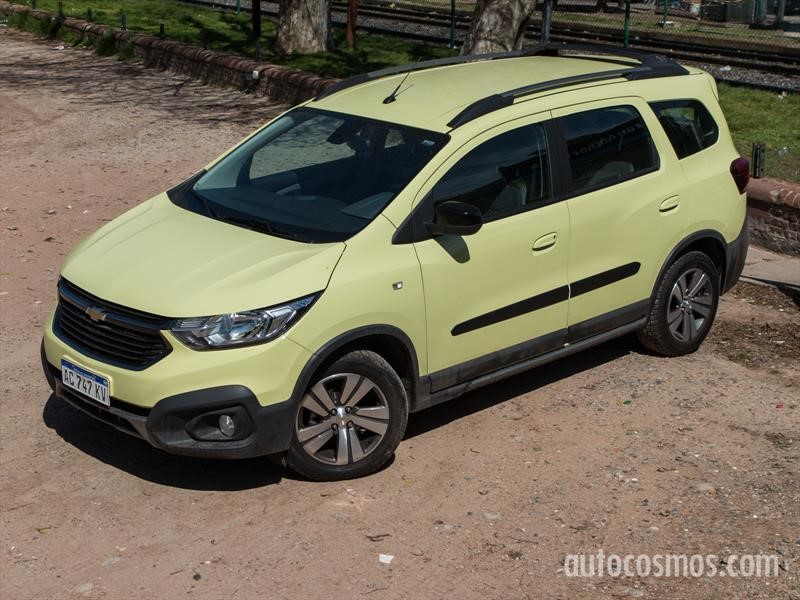 Prueba Chevrolet Spin Activ7, renovación familiar