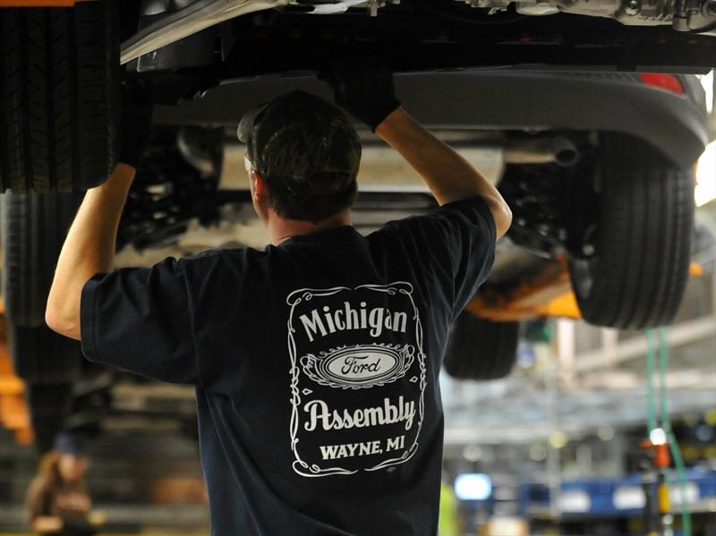Ford invierte $1,200 millones de dólares en sus plantas de EE.UU.