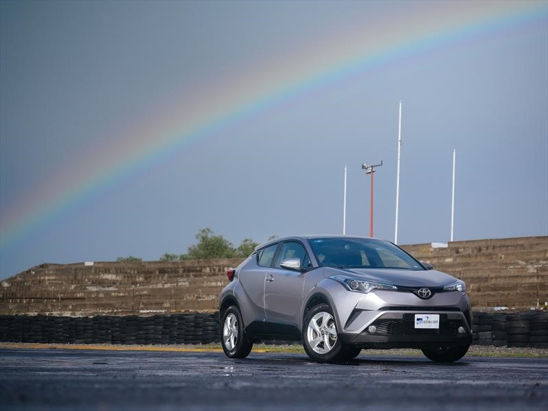 Toyota C-HR 2018 a prueba