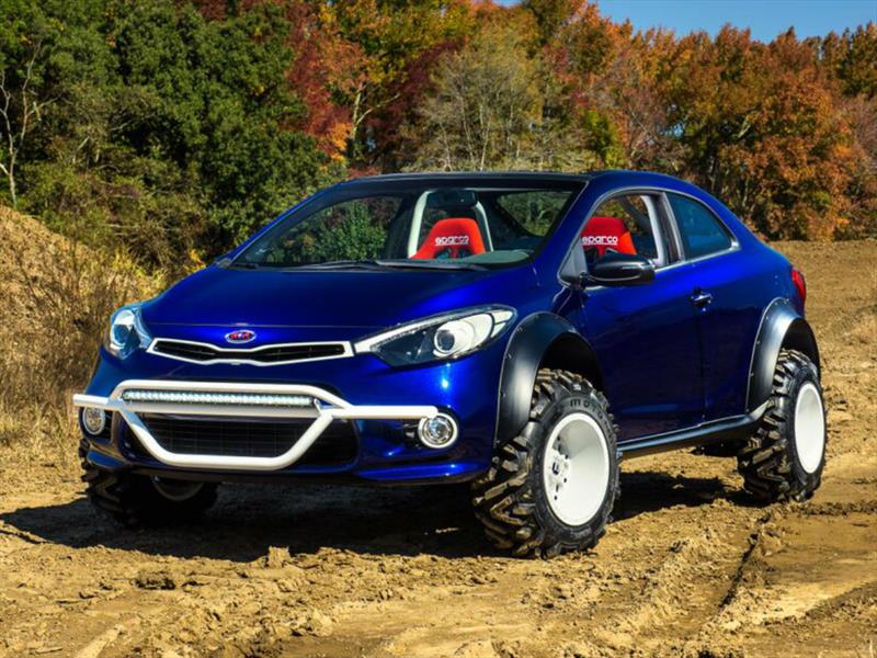 Kia Forte Koup Mud Bogger, tuning off-road - Autocosmos.com