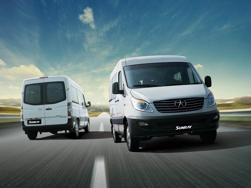 JAC lanza ediciones Limited para su minibus Sunray