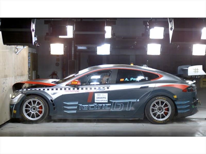 Tesla Model S pasa las pruebas de impacto de la FIA