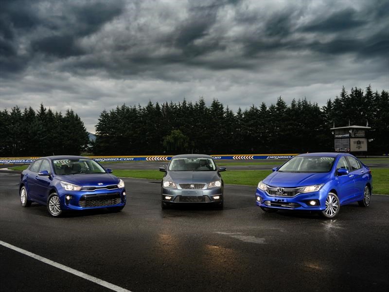 Comparativa: KIA Rio Sedán VS SEAT Toledo VS Honda City