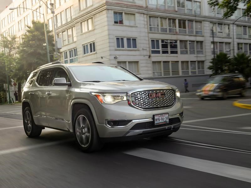 GMC Acadia 2017 a prueba