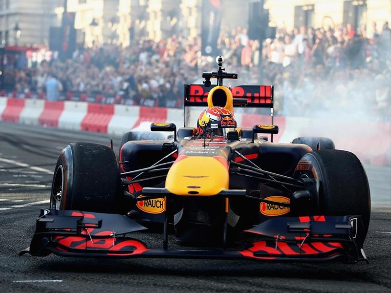F1 quiere instalar micrófonos en los escapes