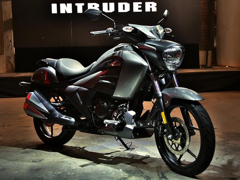 Suzuki Intruder 150 en Chile, look poderoso con motor económico