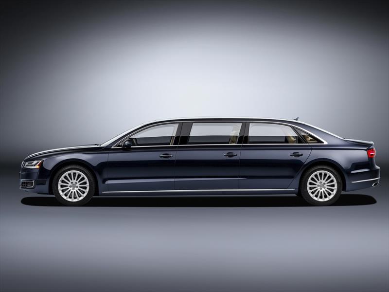 Audi A8 limusina XXL con 6 puertas