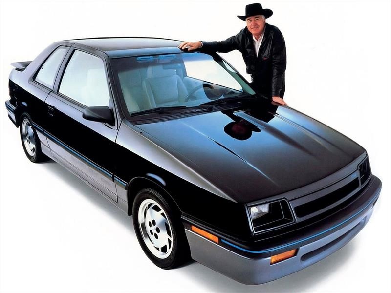A subasta los prototipos y autos personales de Carroll Shelby