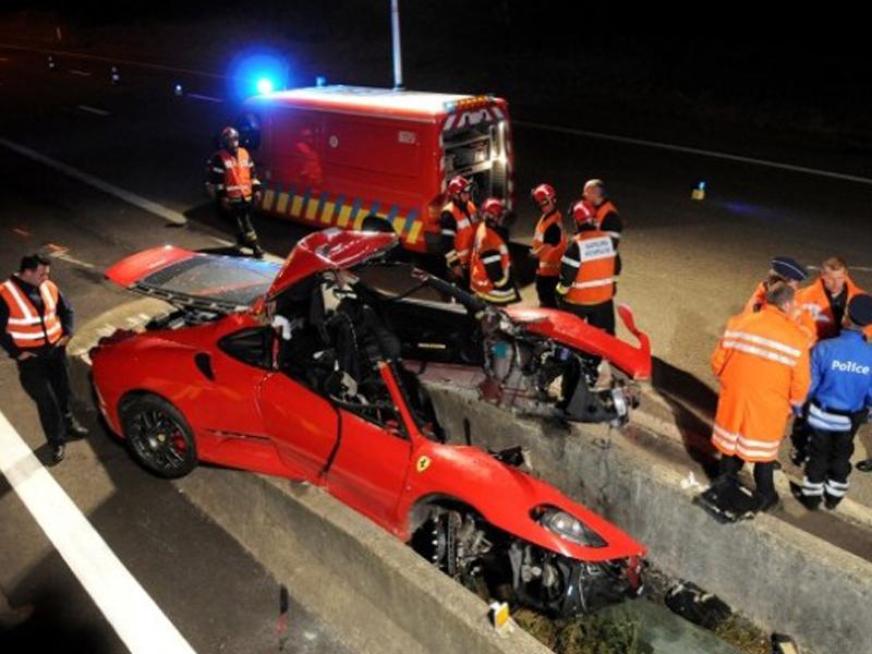 Ferrari f40 crash