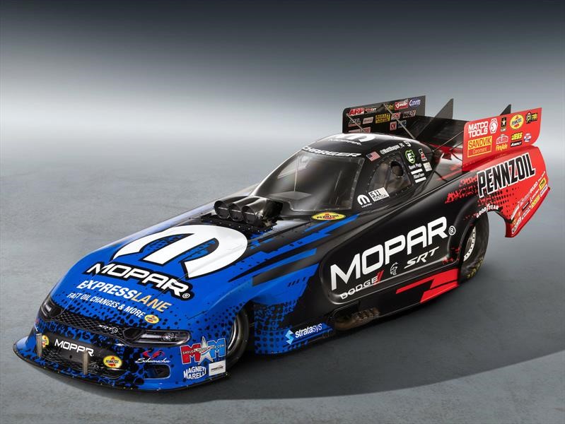 Mopar Dodge Charger SRT Hellcat NHRA Funny Car 2019, presume más de 10,000 hp