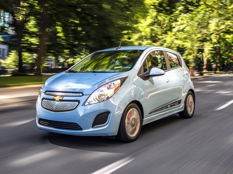 Colombia: Chevrolet es líder, Renault y Nissan no le pierden huella