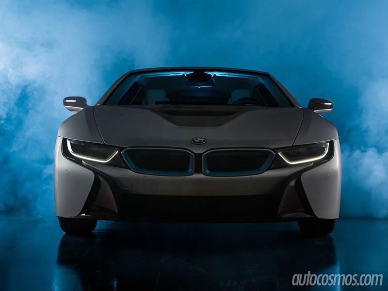 Manejamos el BMW i8, el futuro de los deportivos híbridos