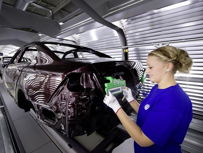 Volkswagen quiere ser el mayor fabricante de carros eléctricos