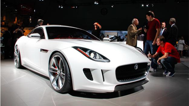 Presentan una versión actualizada del Jaguar C-X16 Concept en el Salón de Los Angeles 2011
